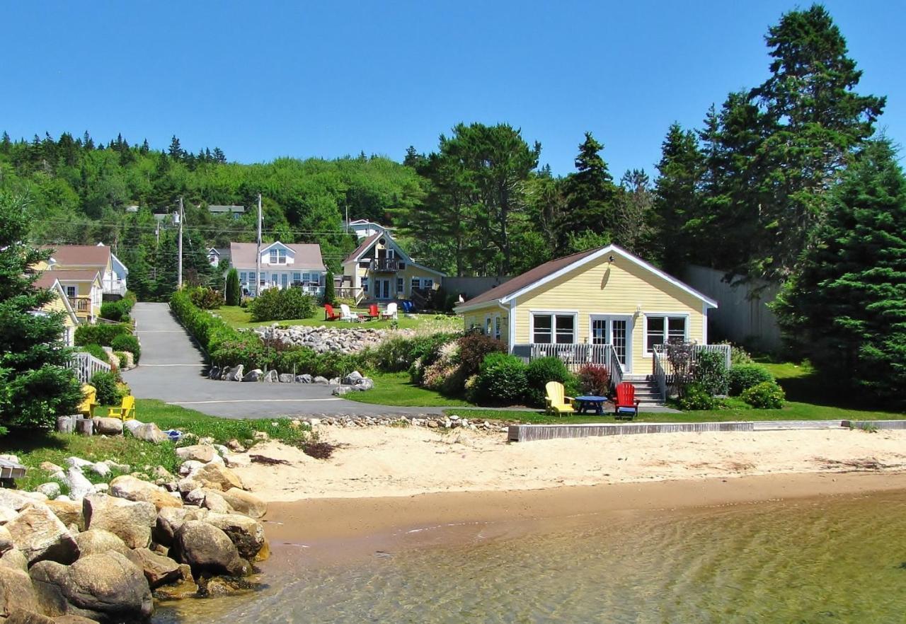 Larinda'S Landing Oceanfront Cottages Halifax Luaran gambar