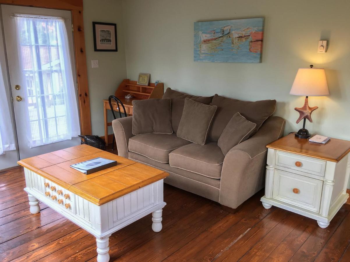 Larinda'S Landing Oceanfront Cottages Halifax Luaran gambar