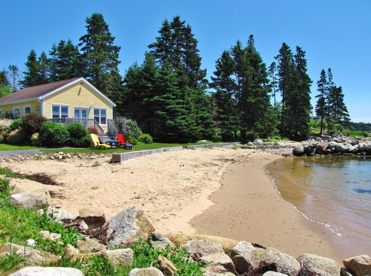 Larinda'S Landing Oceanfront Cottages Halifax Luaran gambar