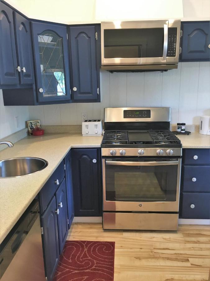 Larinda'S Landing Oceanfront Cottages Halifax Luaran gambar
