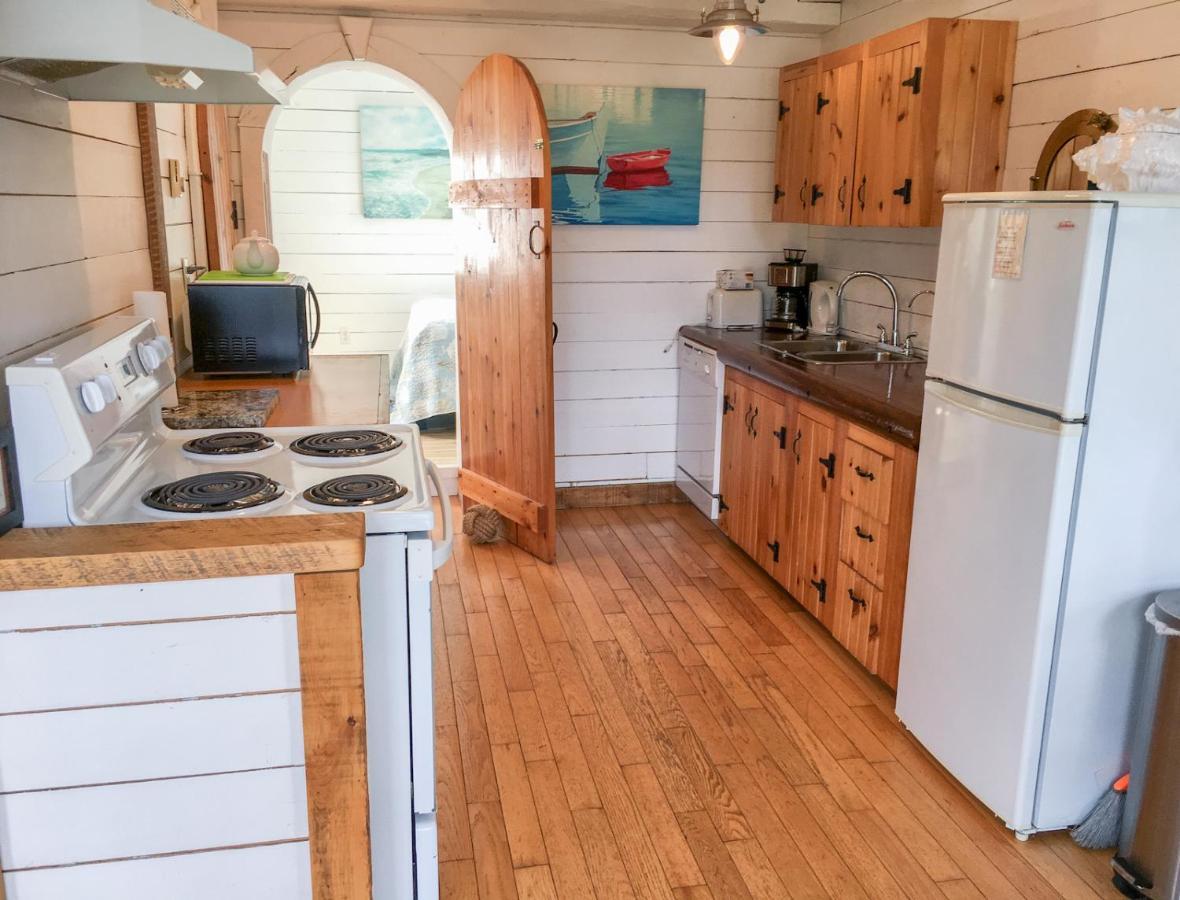 Larinda'S Landing Oceanfront Cottages Halifax Luaran gambar