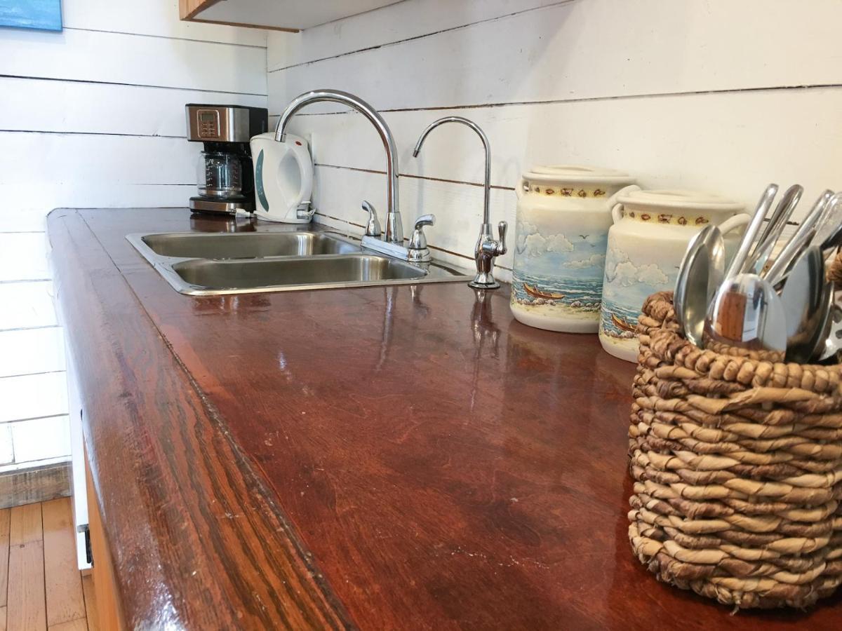 Larinda'S Landing Oceanfront Cottages Halifax Luaran gambar