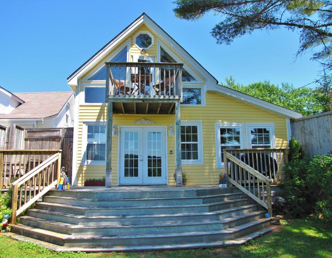 Larinda'S Landing Oceanfront Cottages Halifax Luaran gambar