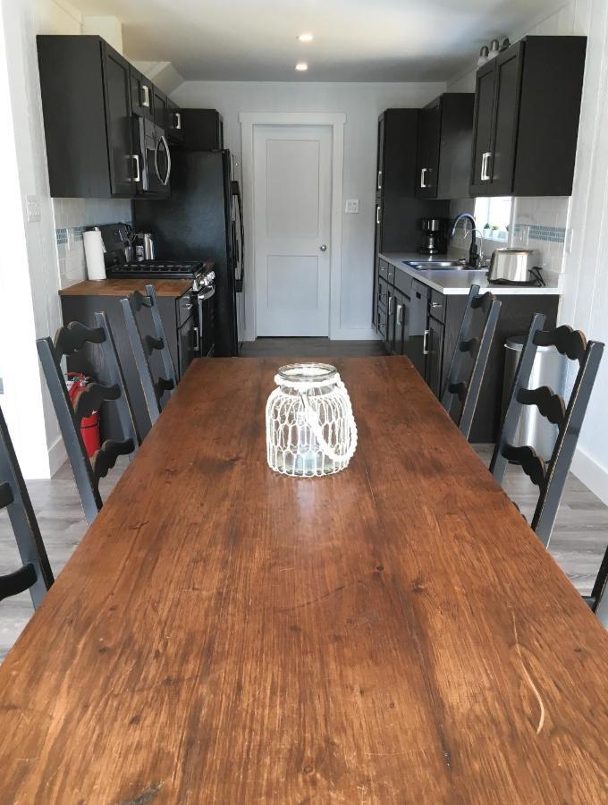 Larinda'S Landing Oceanfront Cottages Halifax Luaran gambar
